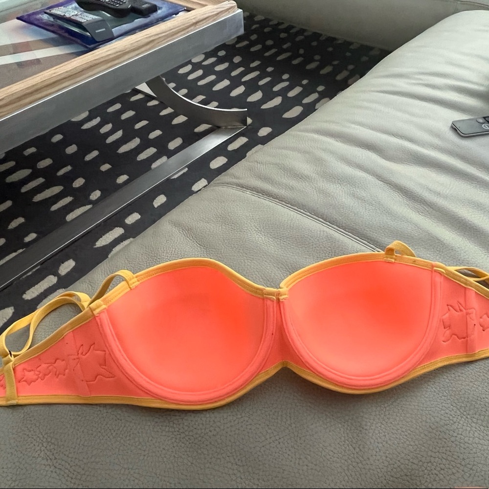 Yellow Triangl Bikini - Picture 8 of 15